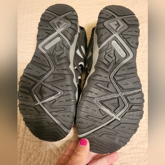 NWOT Eddie Bauer black & gray comfort walking Sandals water shoes men's size 9M - Picture 2 of 5